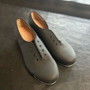 Classic Black Womens Bloch Tap Shoes Size 5.5 NWOT